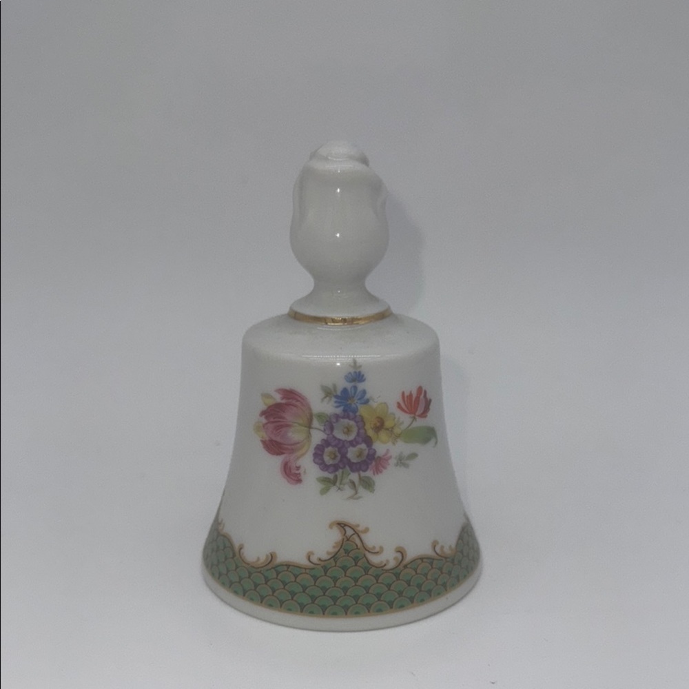 Bareuther Waldsassen Bavaria Germany Bell for Danbury Mint